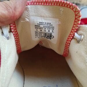 Red Converse